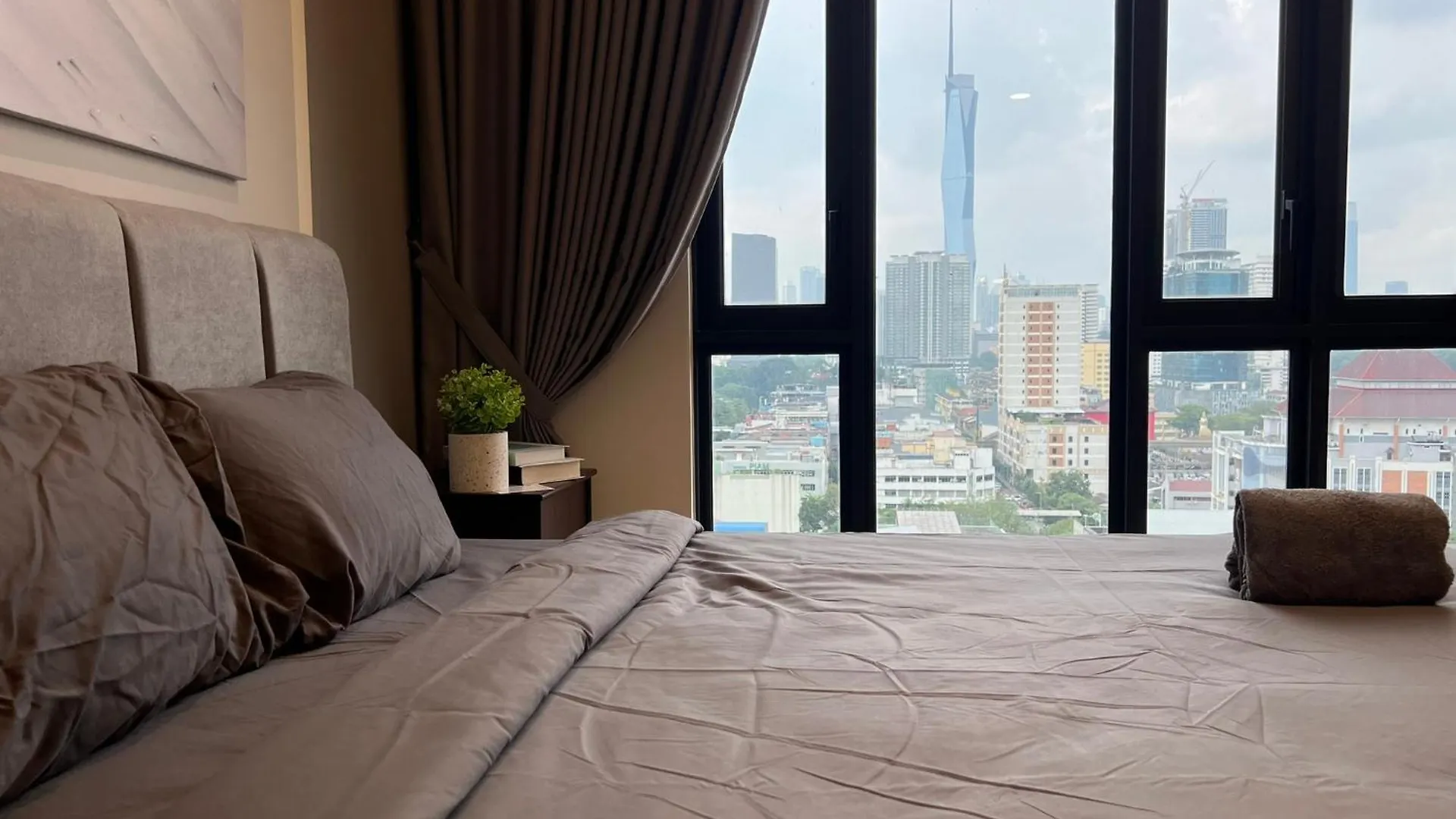 Apartment Sentral Suites Kl Sentral By Luxe Home Kuala Lumpur Malaysia